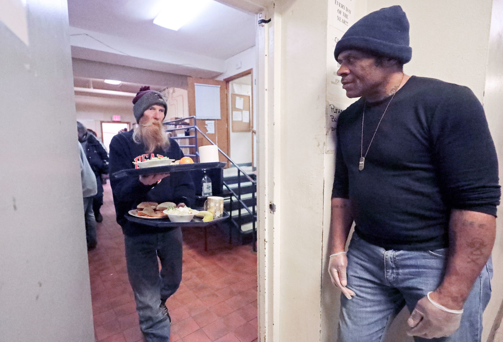 Men's shelter - volunteers